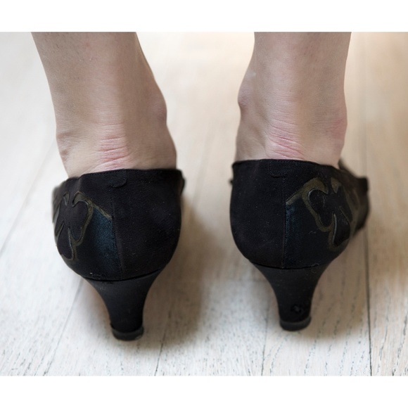 Black Silk and Suede - Gold Accent Kitten Heels - Picture 5 of 7
